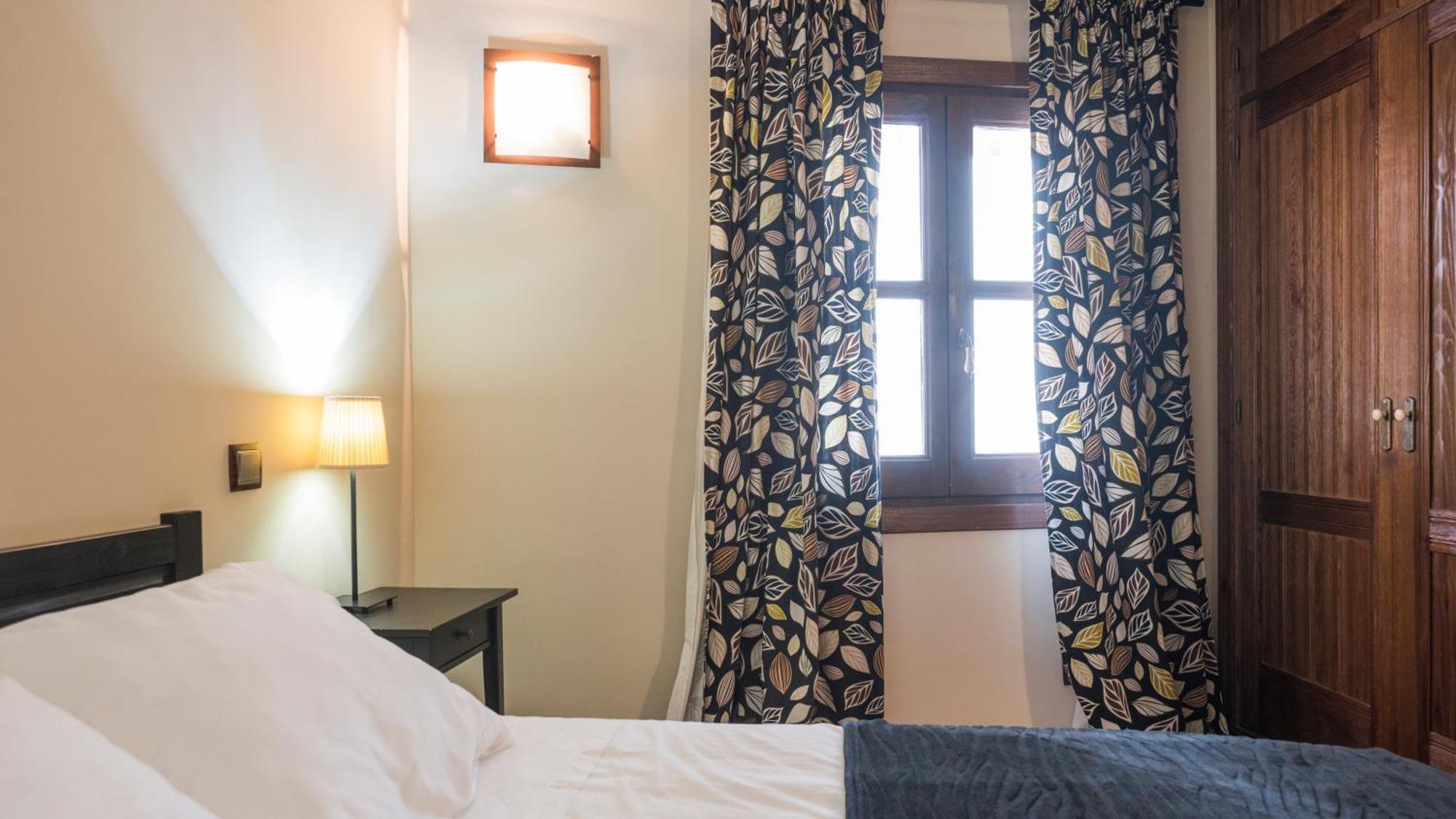 Apartamentos Las Teresitas Junto A La Catedral Толедо Номер фото