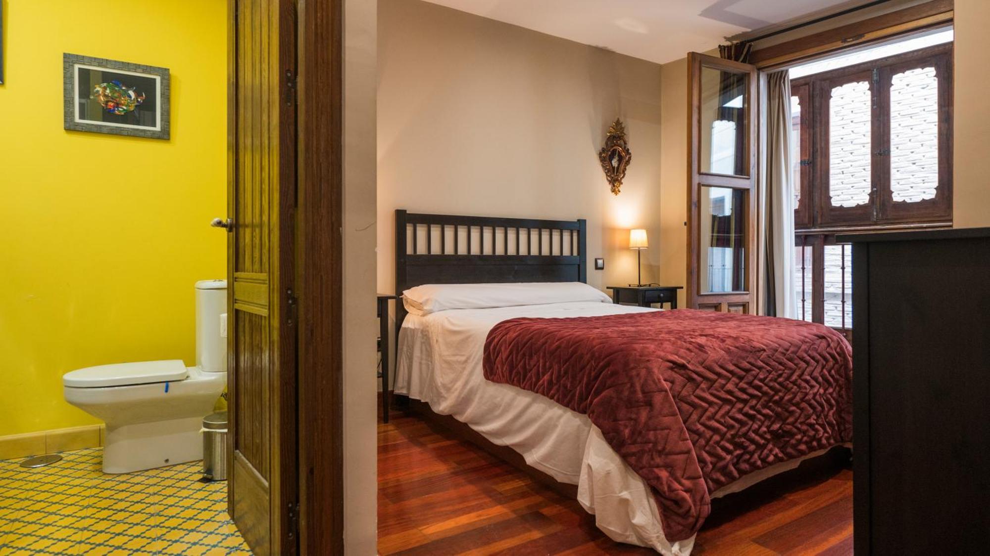 Apartamentos Las Teresitas Junto A La Catedral Толедо Экстерьер фото